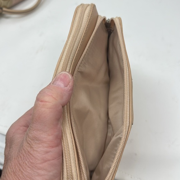 Coach, shoulder bag, and wristlet - Picture 10 of 11